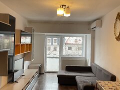 Apartament cu 3 camere